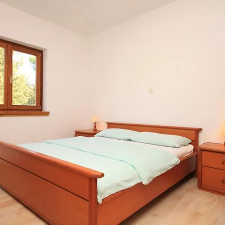 With Parking Space - 7042 Apartment Porec