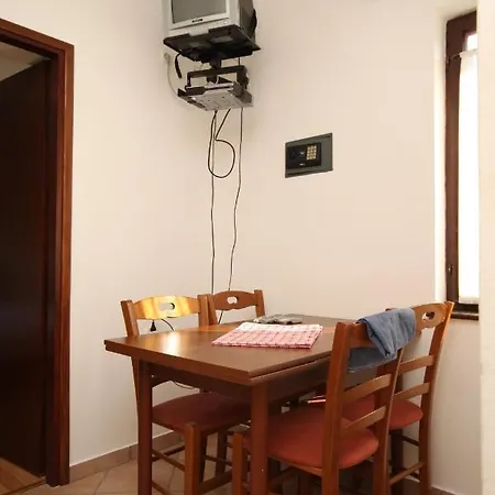 With Parking Space - 7042 Poreč