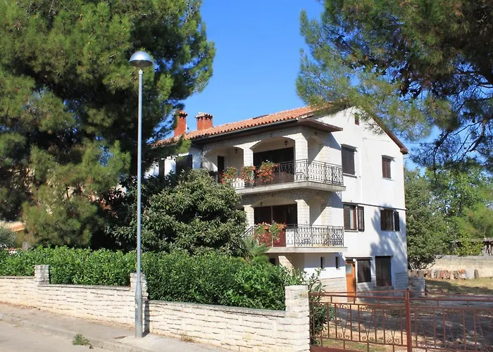 شقة With Parking Space - 7042 بوريتش