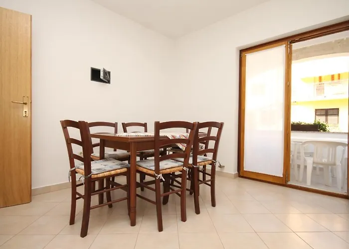 With Parking Space - 7042 شقة