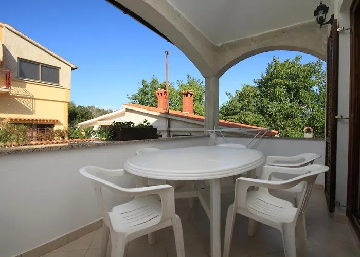 Appartement With Parking Space - 7042 *