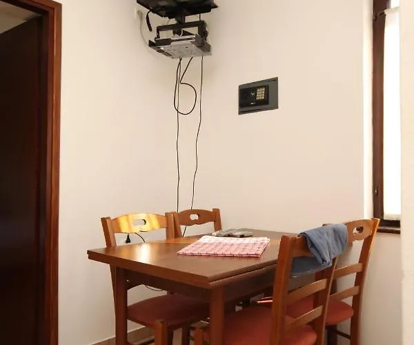 With Parking Space - 7042 Poreč